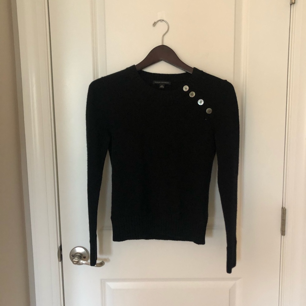 Black Banana Republic Sweater